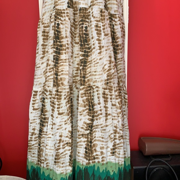 Dress - Picture 7 of 11